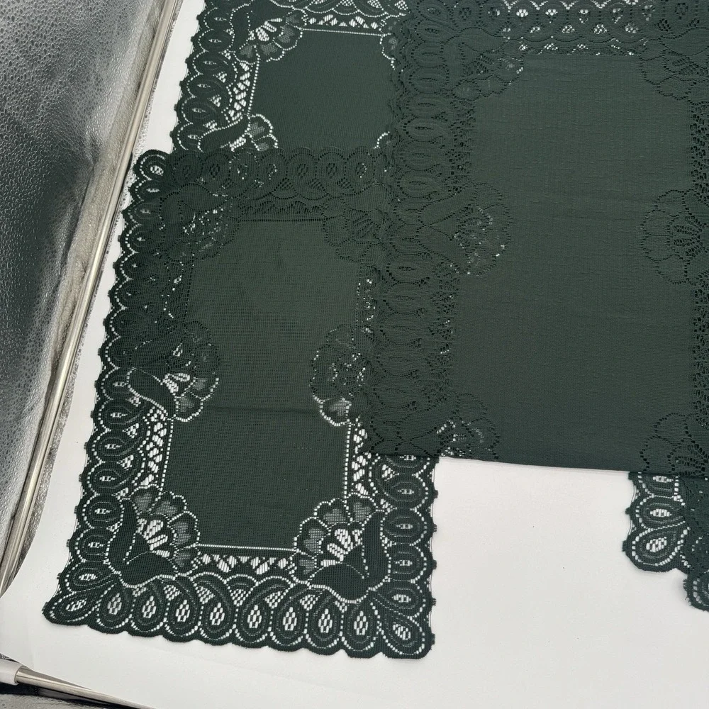 Vintage Green Lace Placemats & Table Runners Set 5 Floral‎ Scalloped Decor